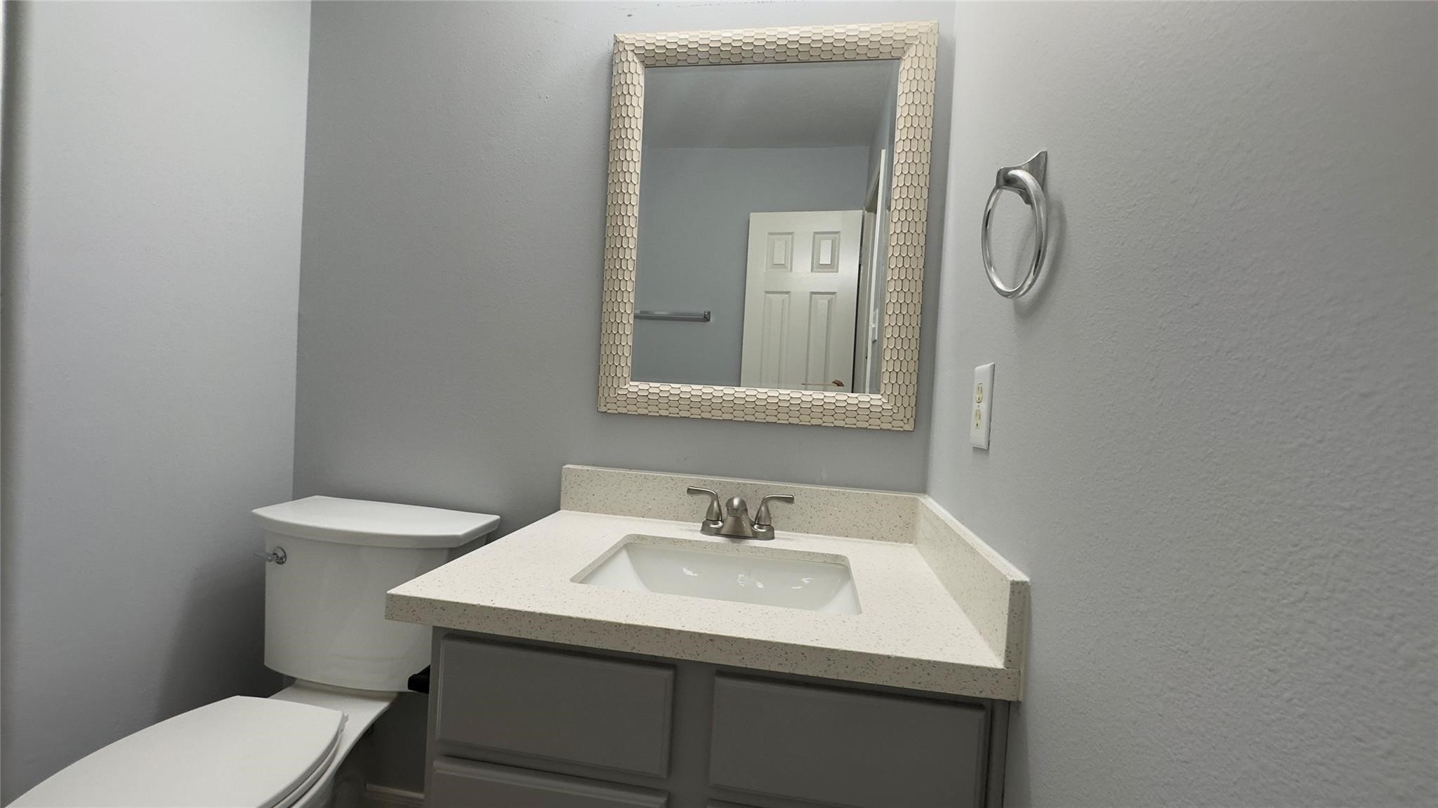 24822 Cobble Canyon Lane Property Photo 14