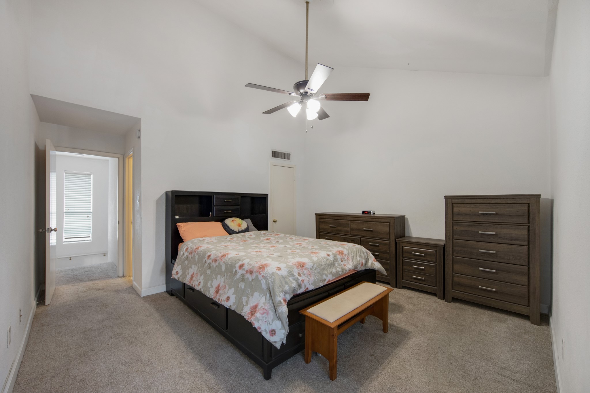 10811 Richmond Avenue 11 Property Photo 16