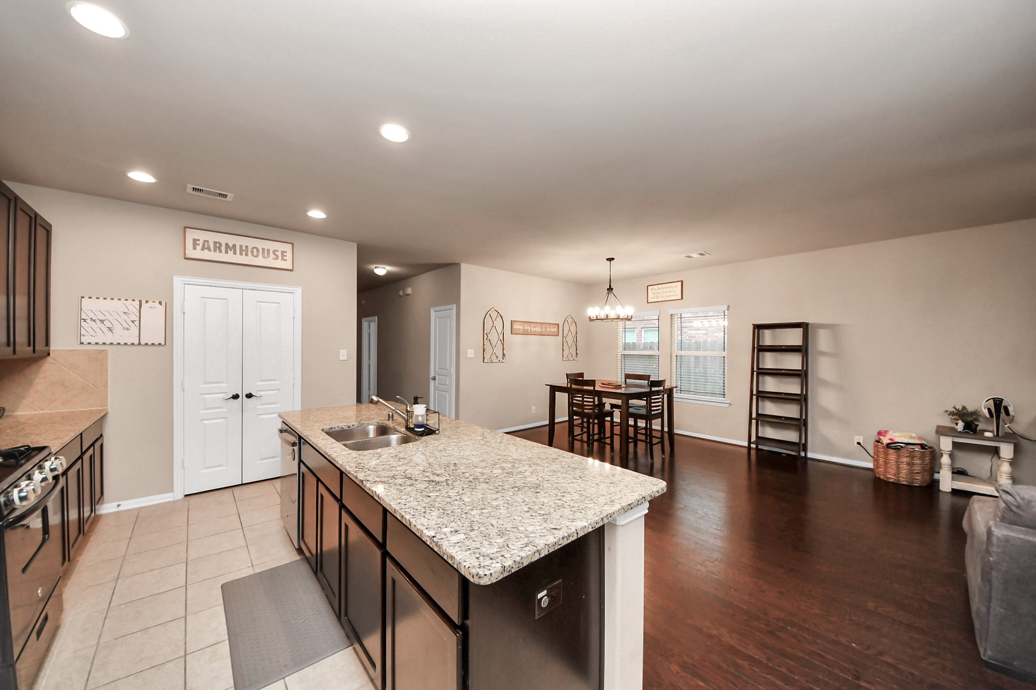 8706 Morning Dove Lane Property Photo 15