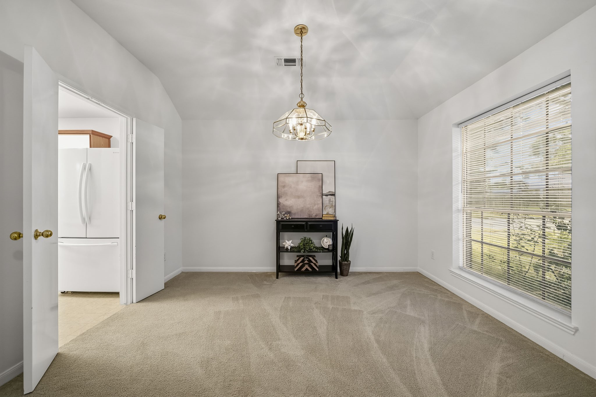 16831 Dunbar Grove Ct Property Photo 4