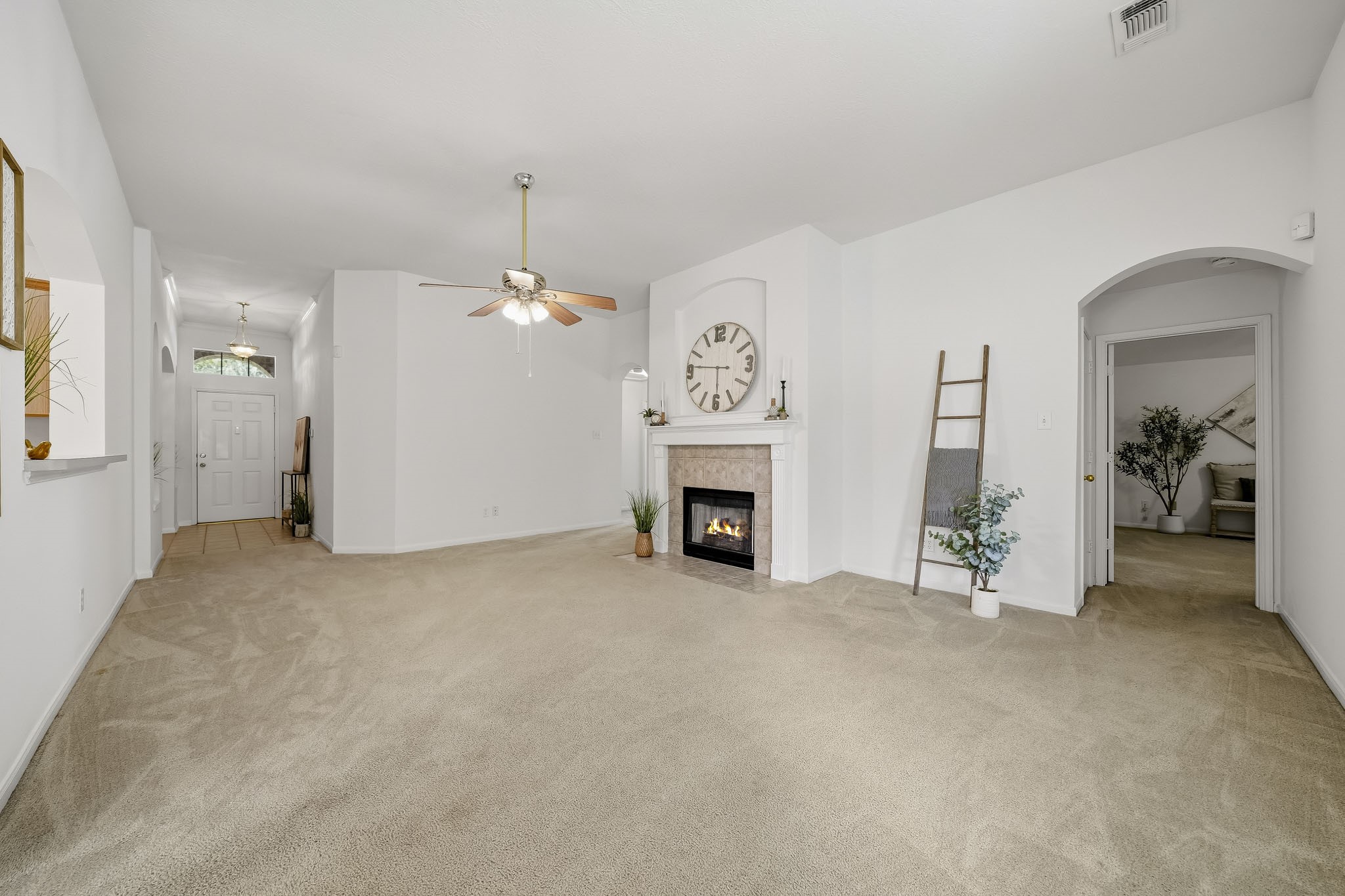 16831 Dunbar Grove Ct Property Photo 8