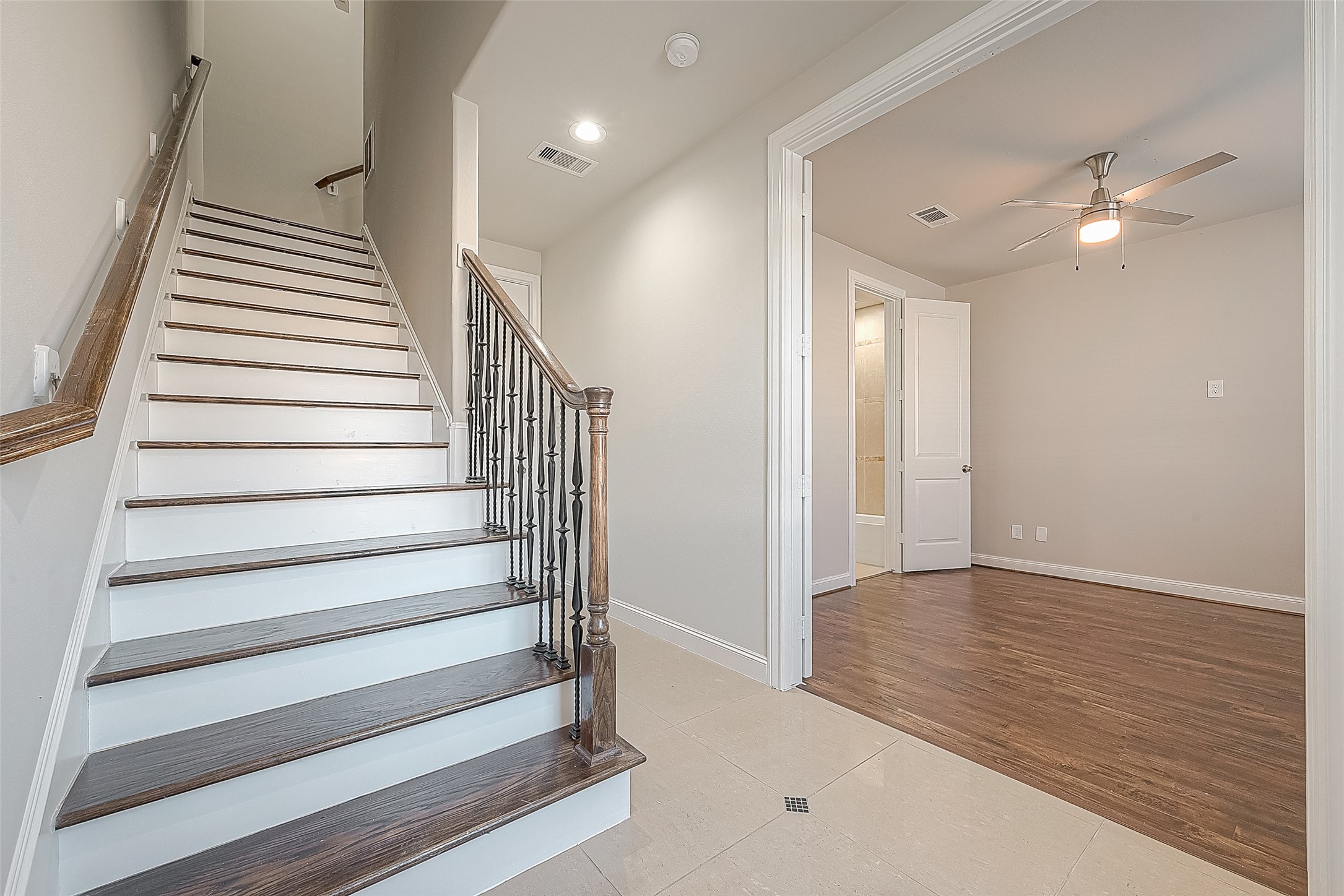 2634 Texas Street Property Photo 5