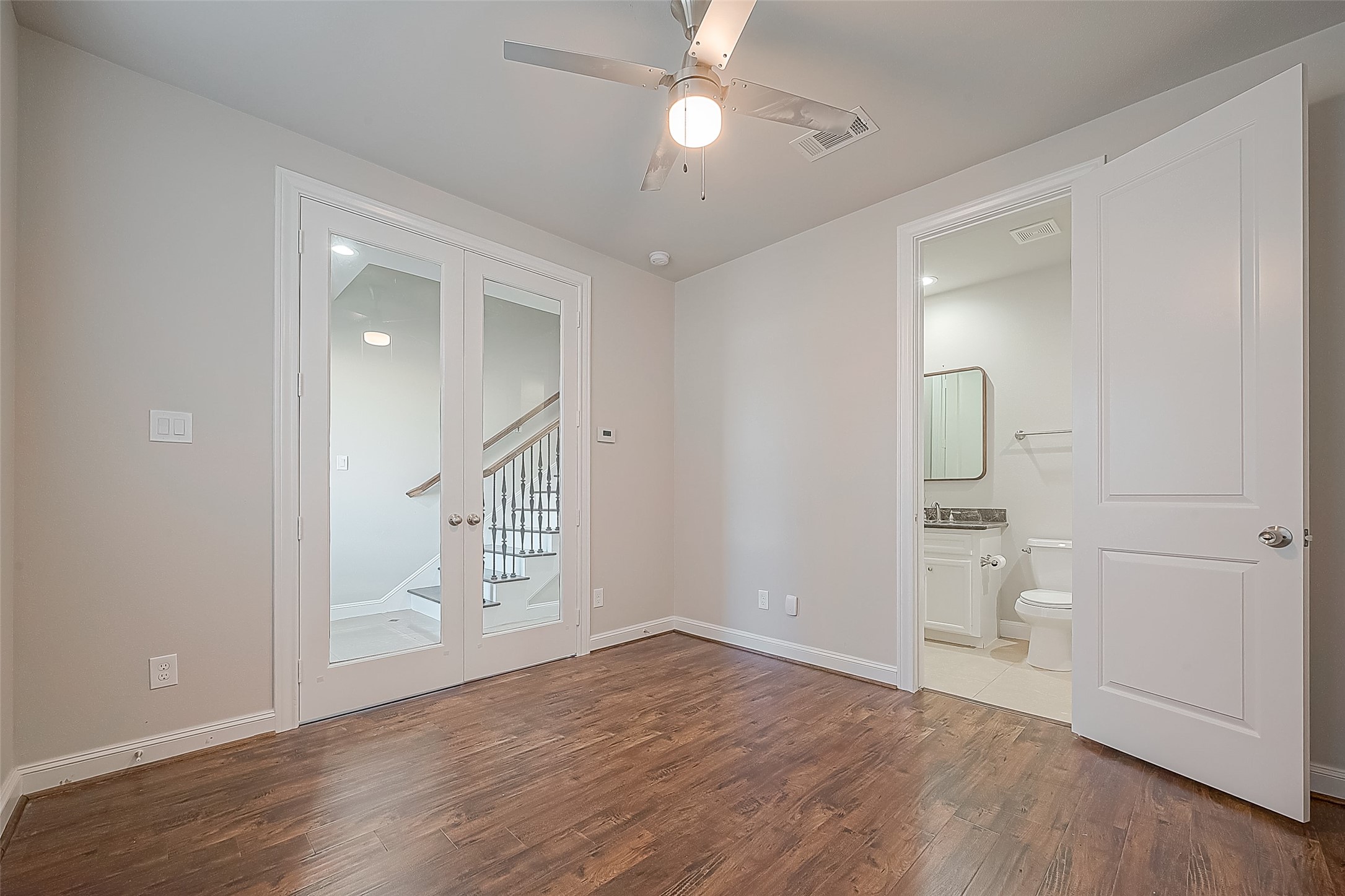 2634 Texas Street Property Photo 7