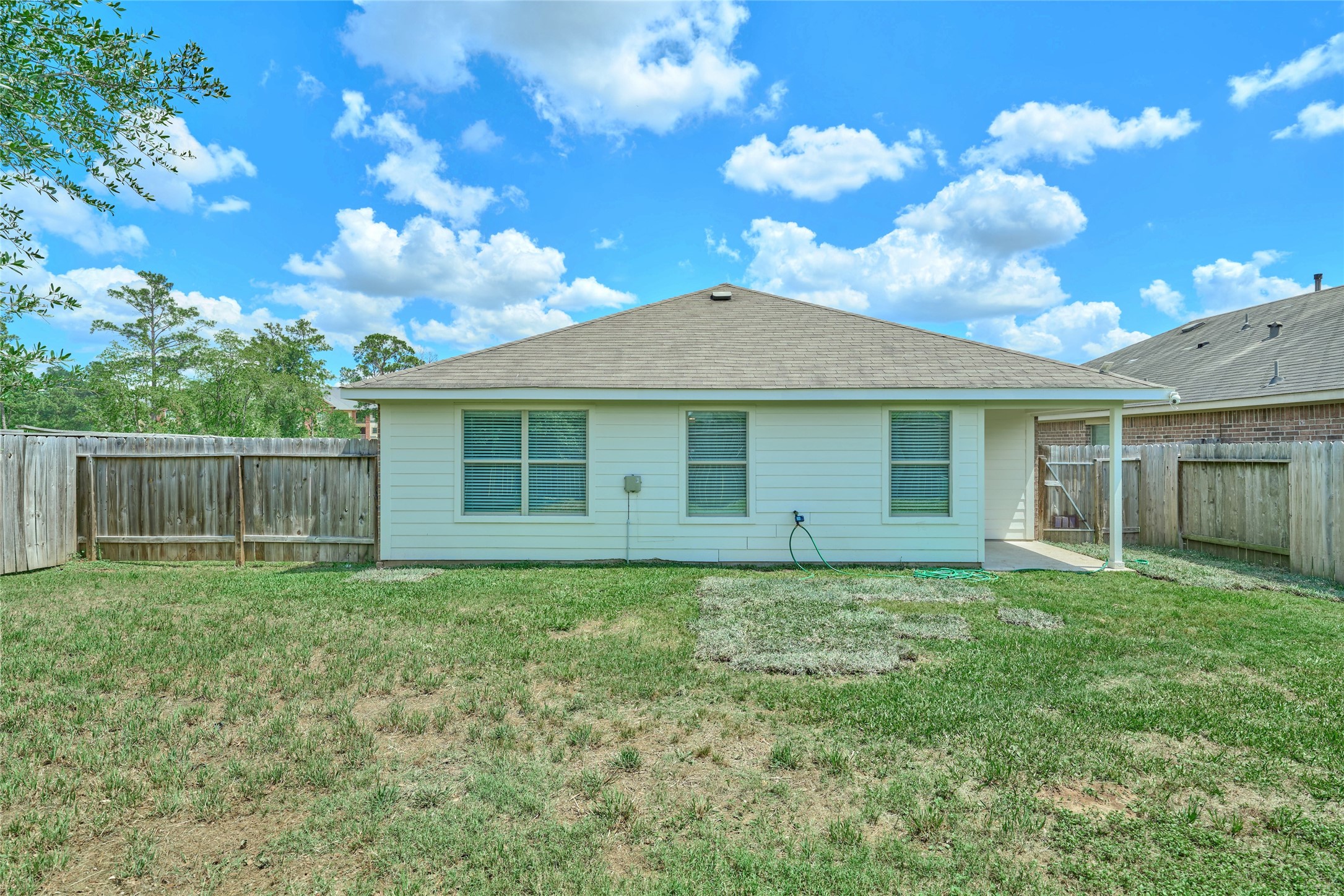 24439 Raindrop Poppy Drive Property Photo 3