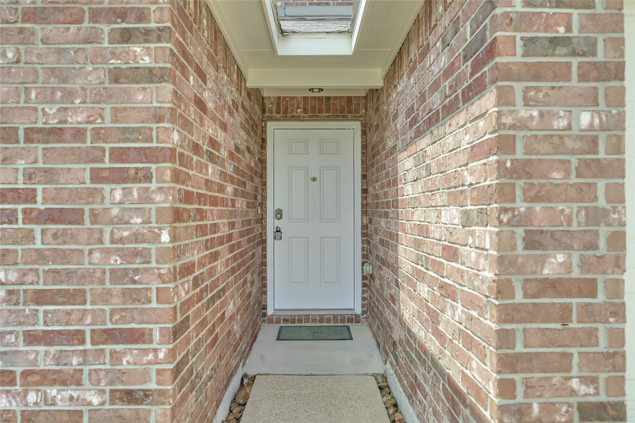 24439 Raindrop Poppy Drive Property Photo 5
