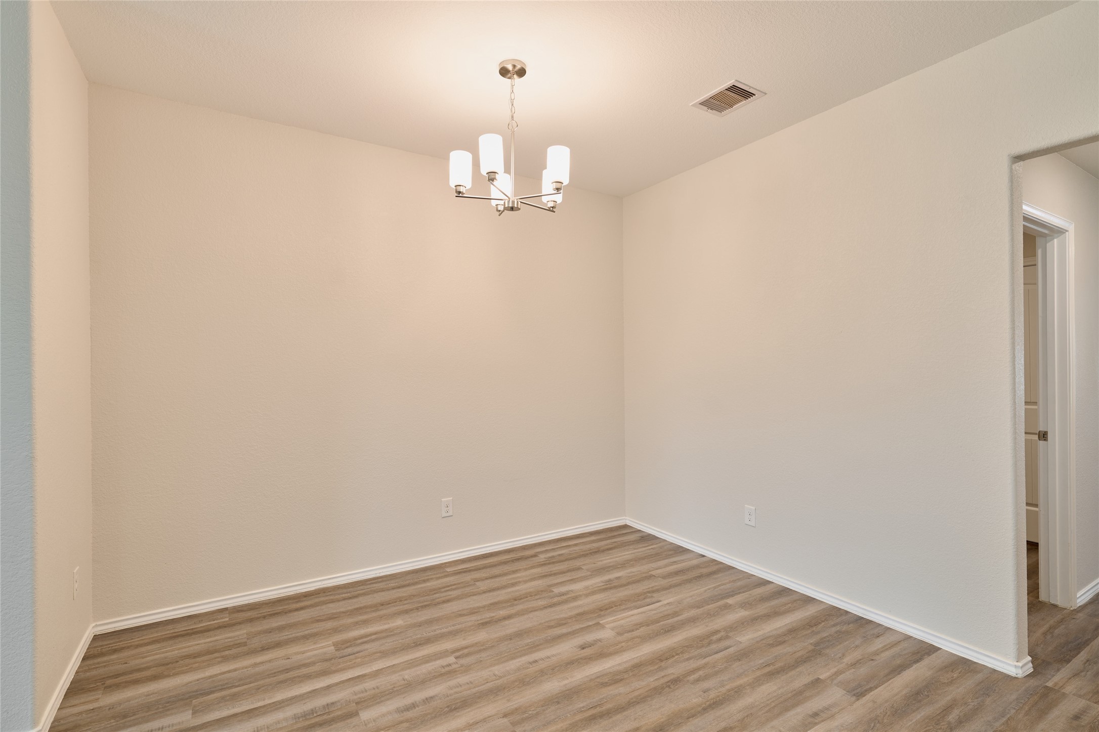24439 Raindrop Poppy Drive Property Photo 18