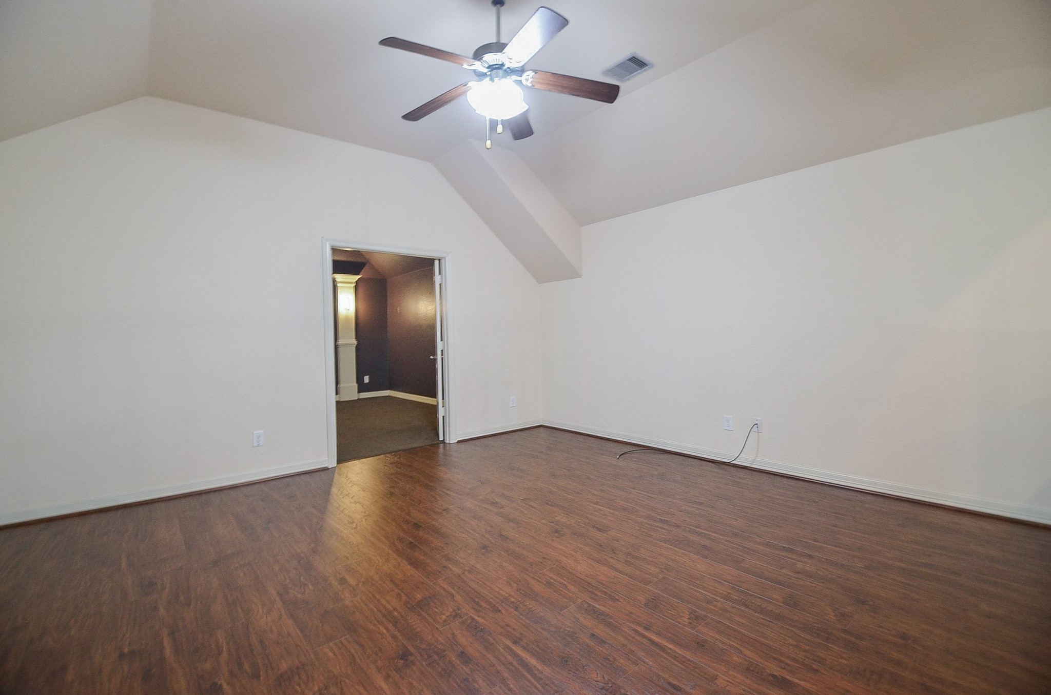 23610 Esperia Street Property Photo 20