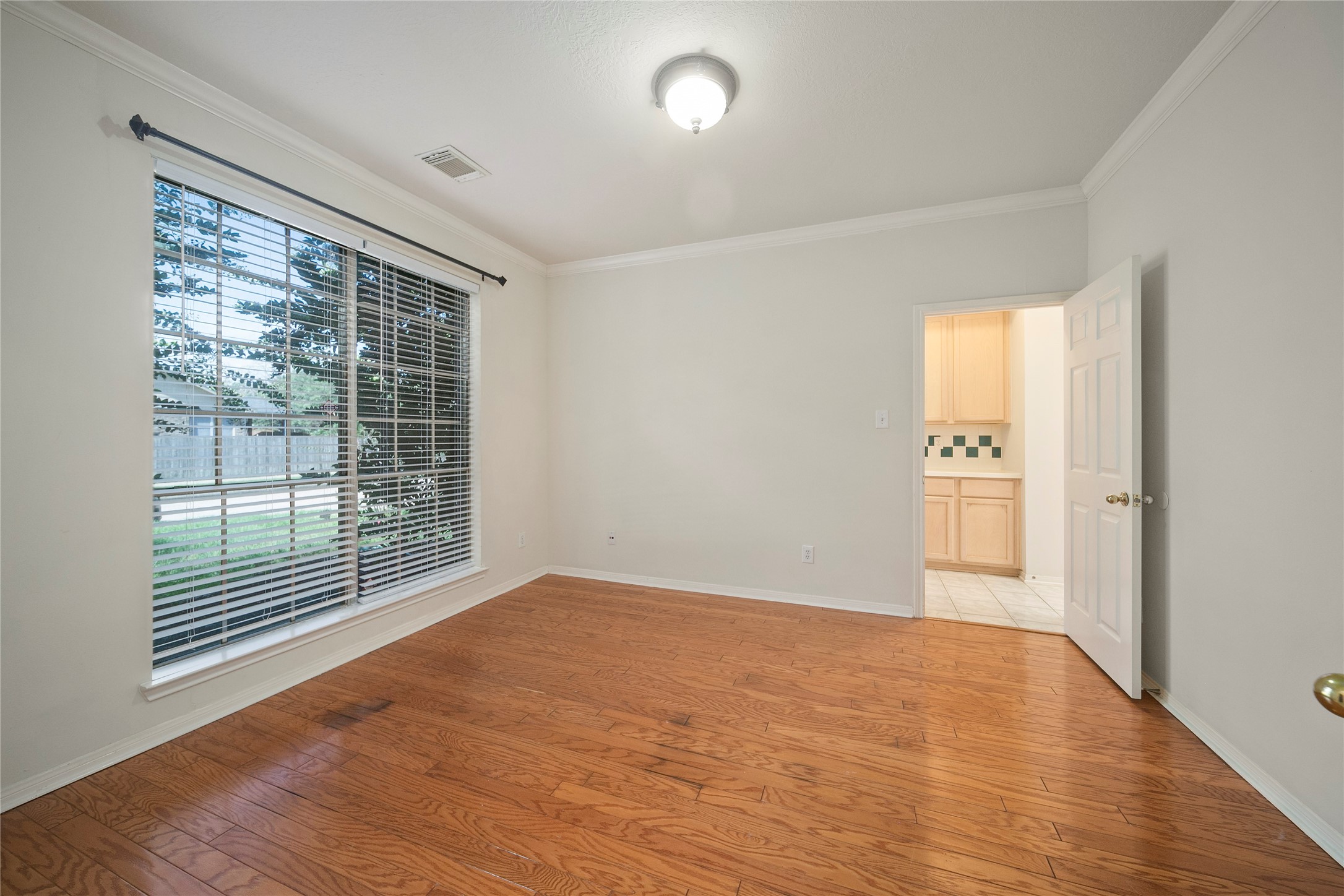 20422 Knolls Spring Trail Property Photo 7