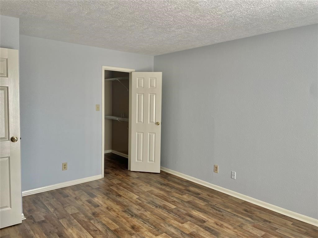 3025 Walnut Bend Lane 38 Property Photo 13