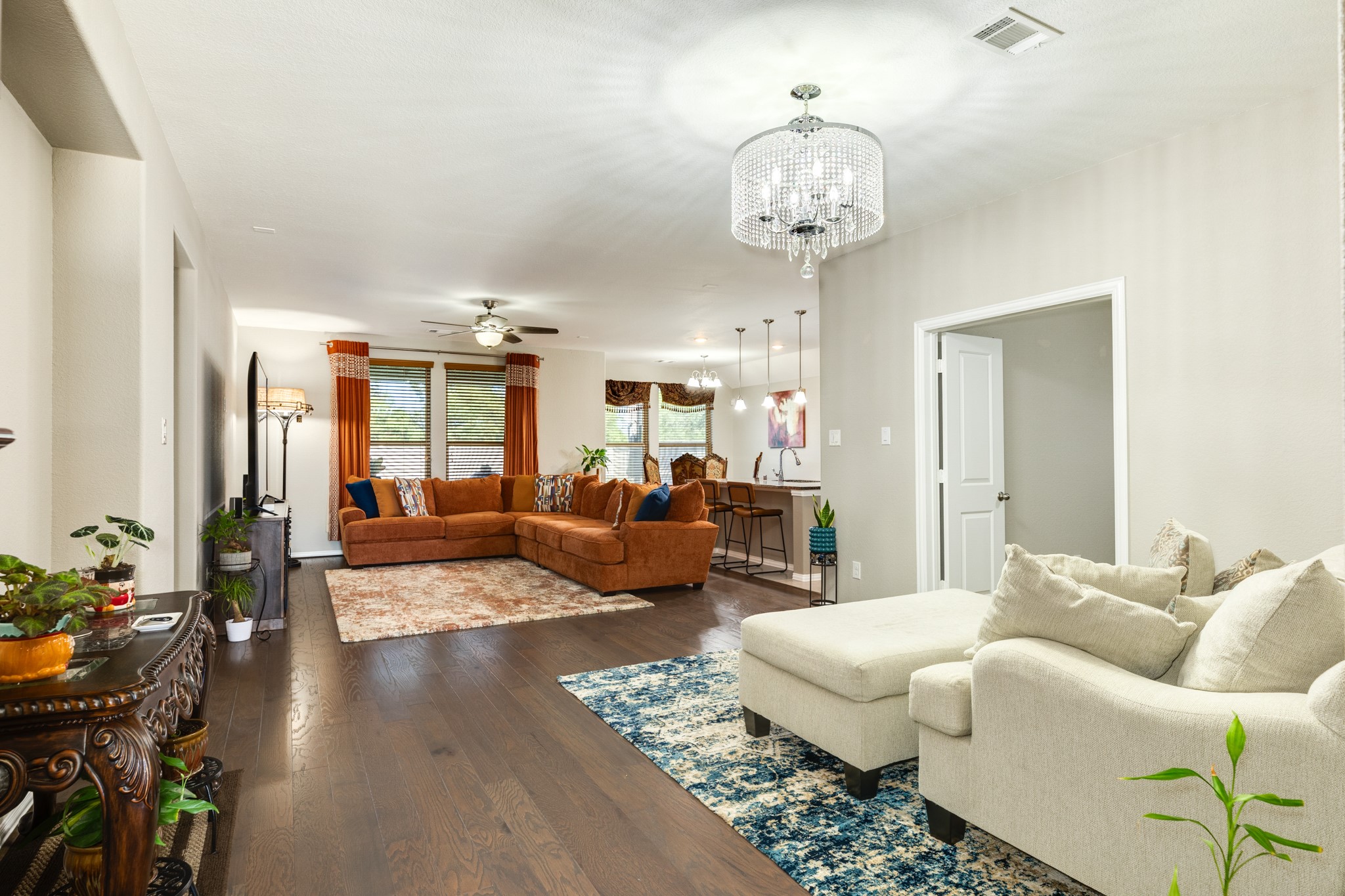 2337 Olive Forest Lane Property Photo 6