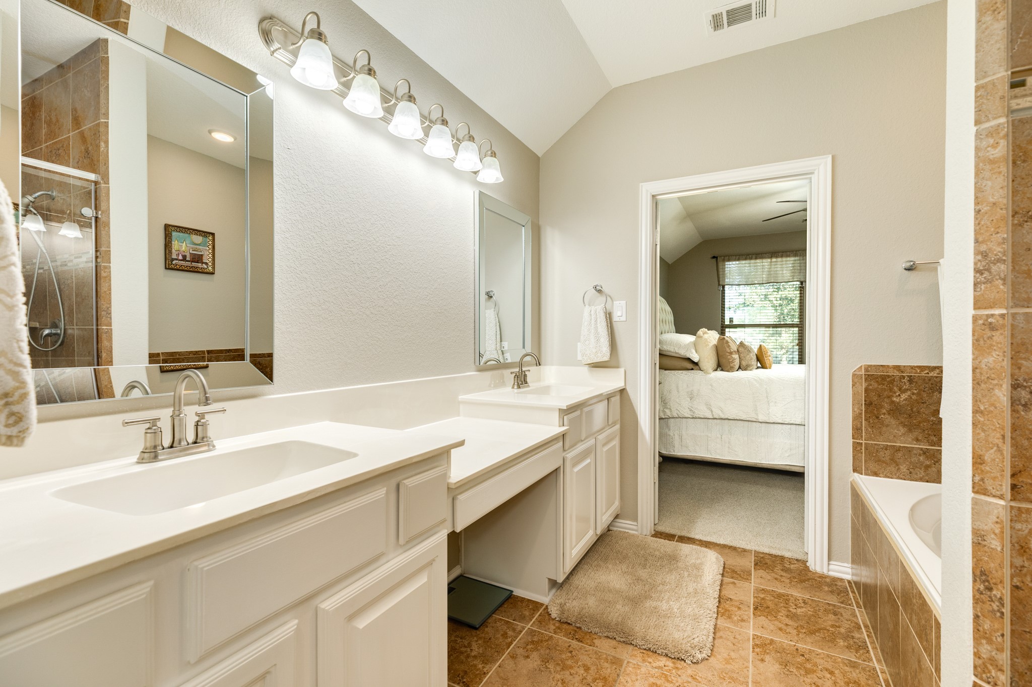 2337 Olive Forest Lane Property Photo 17