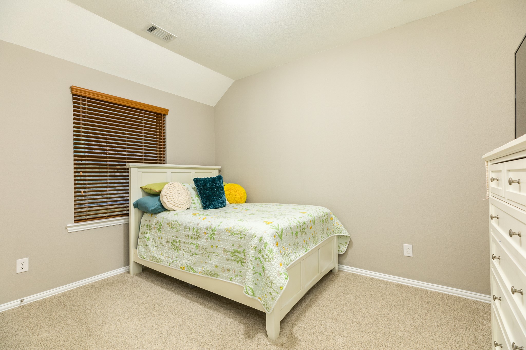 2337 Olive Forest Lane Property Photo 20