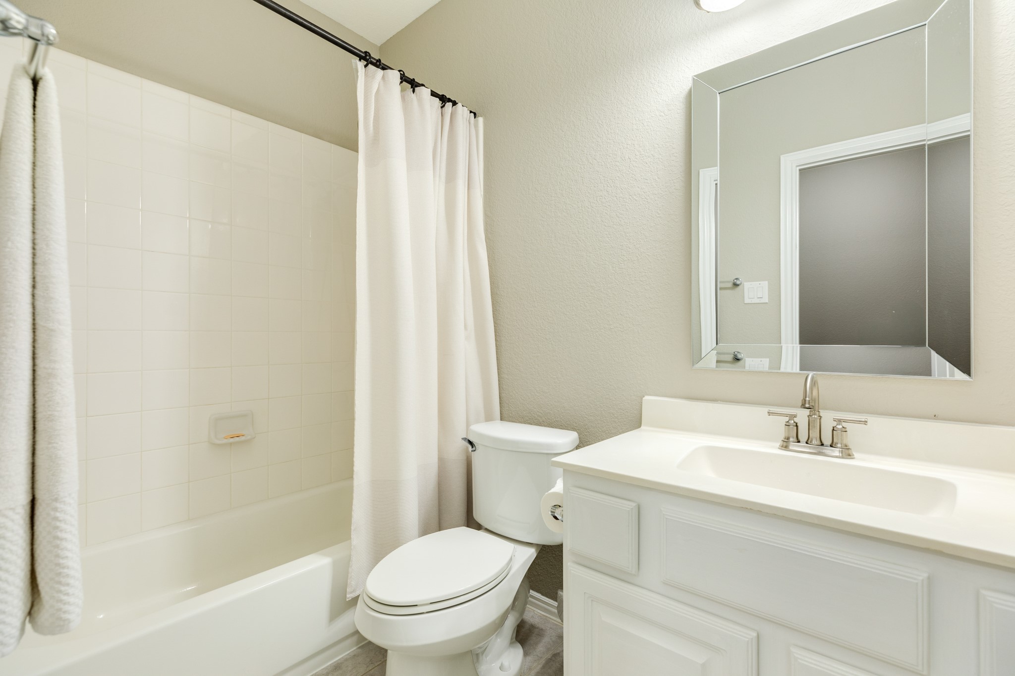 2337 Olive Forest Lane Property Photo 22