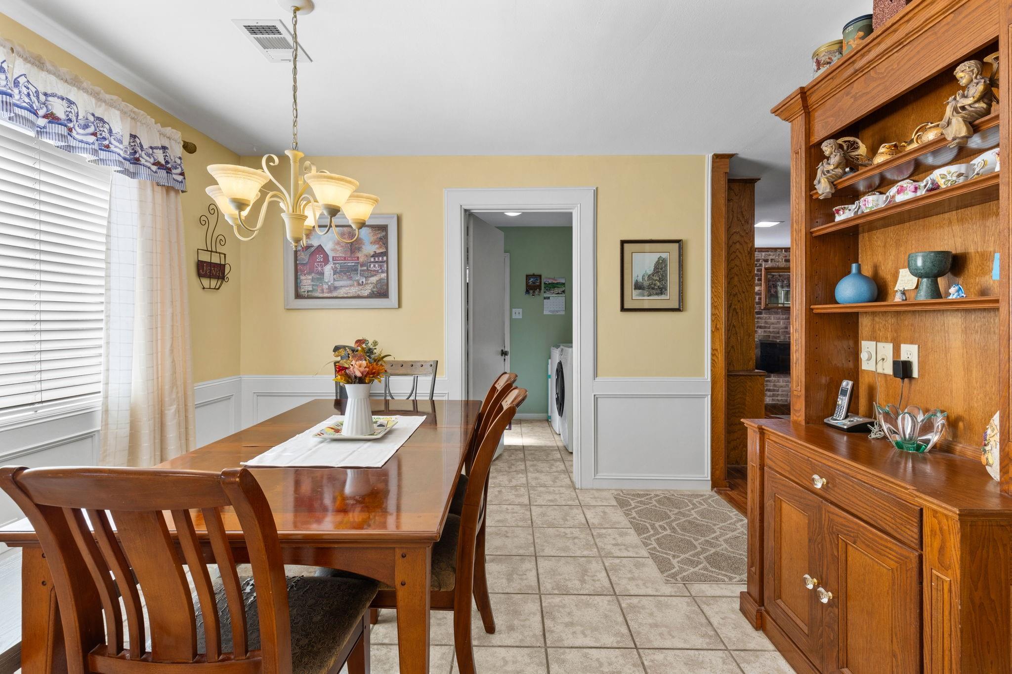 5602 Fountainbridge Lane Property Photo 10