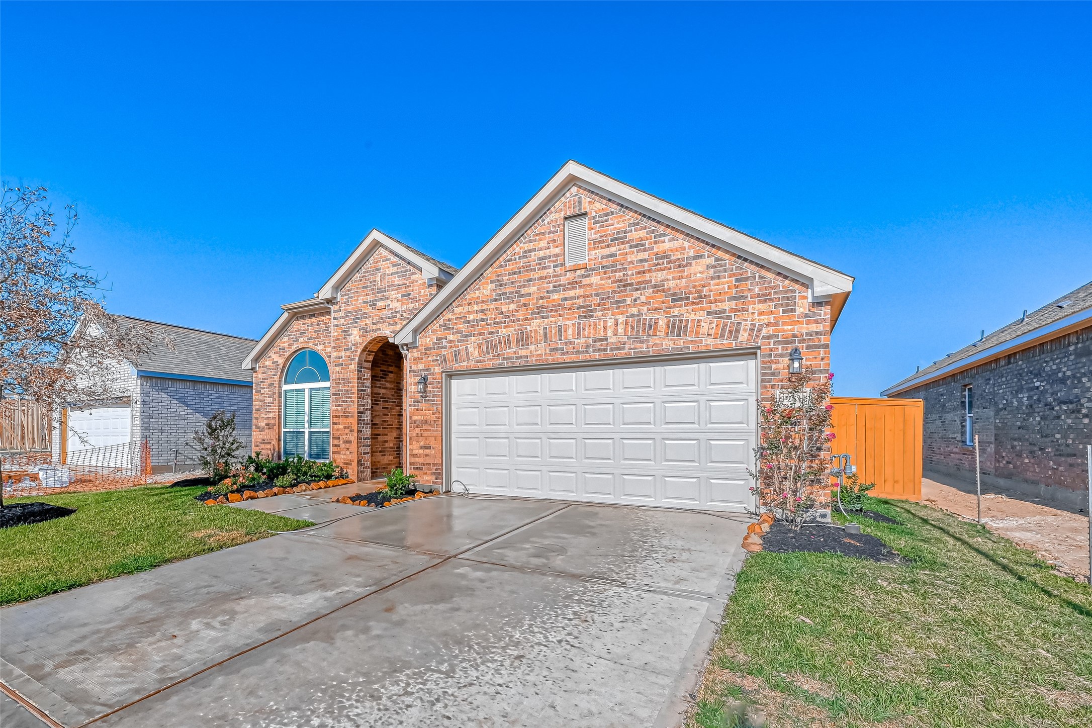 21927 Oia Island Drive Property Photo 4
