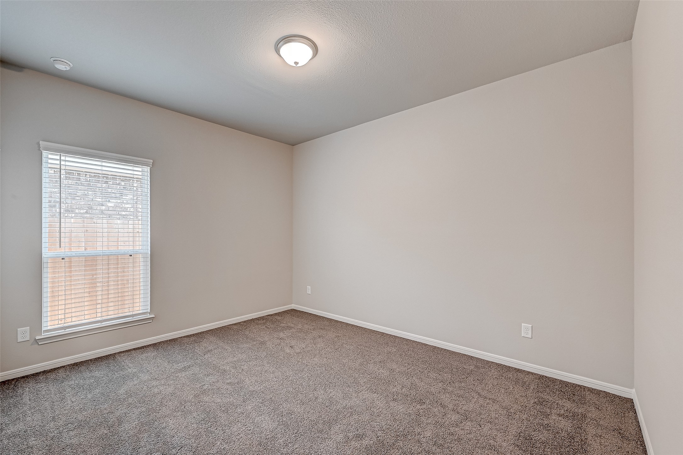 21927 Oia Island Drive Property Photo 35