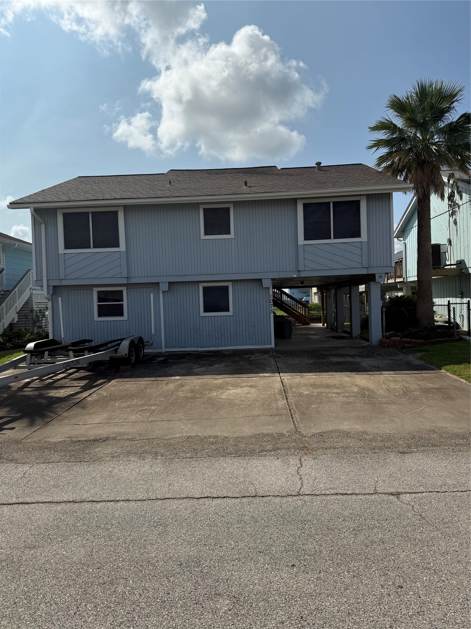 1075 Redfish Street Property Photo 1