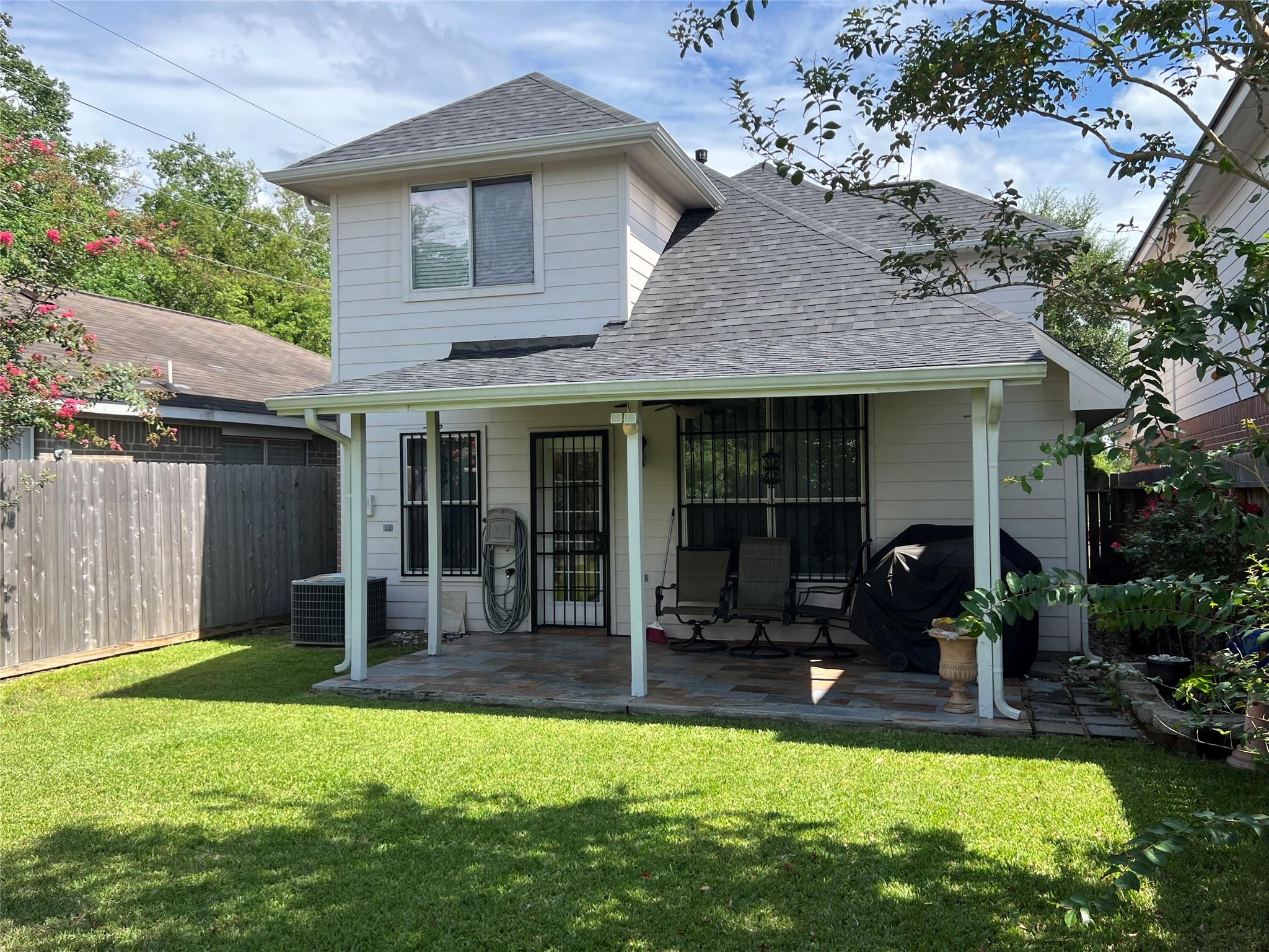 13706 Maximos Drive Property Photo 35