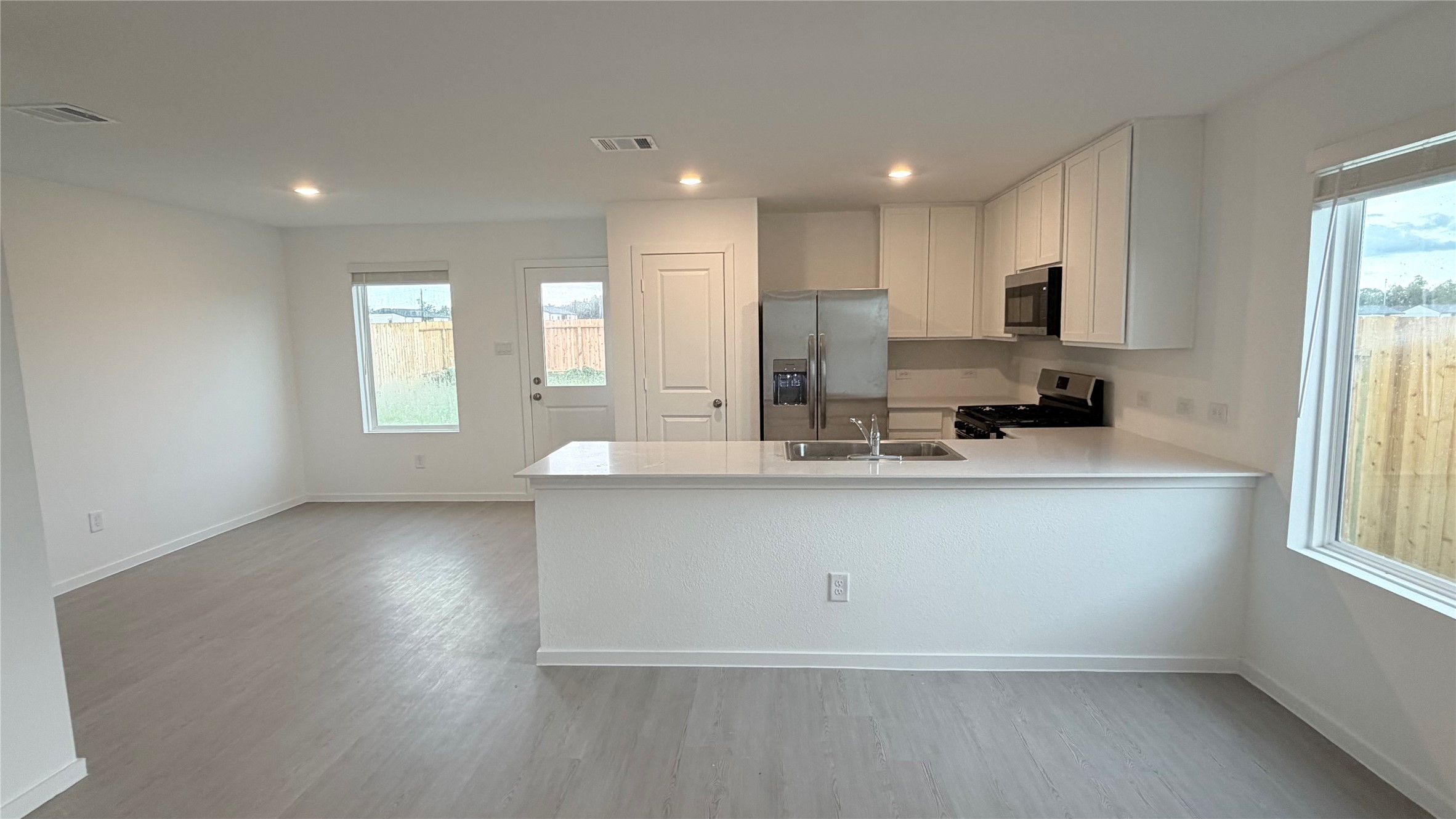 1306 Wharton Lakes Boulevard Property Photo 5