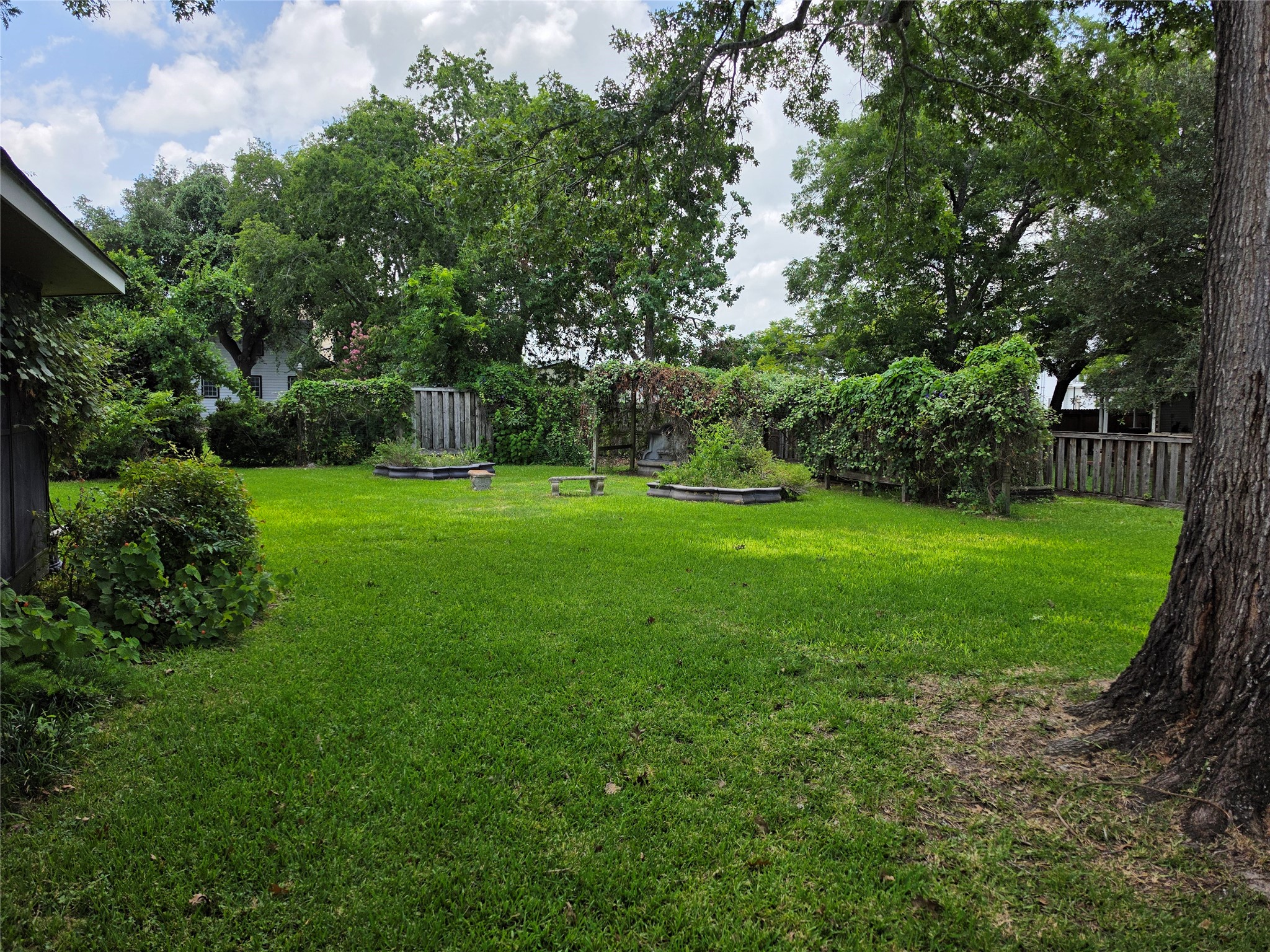 815 E Washington Avenue Property Photo 12