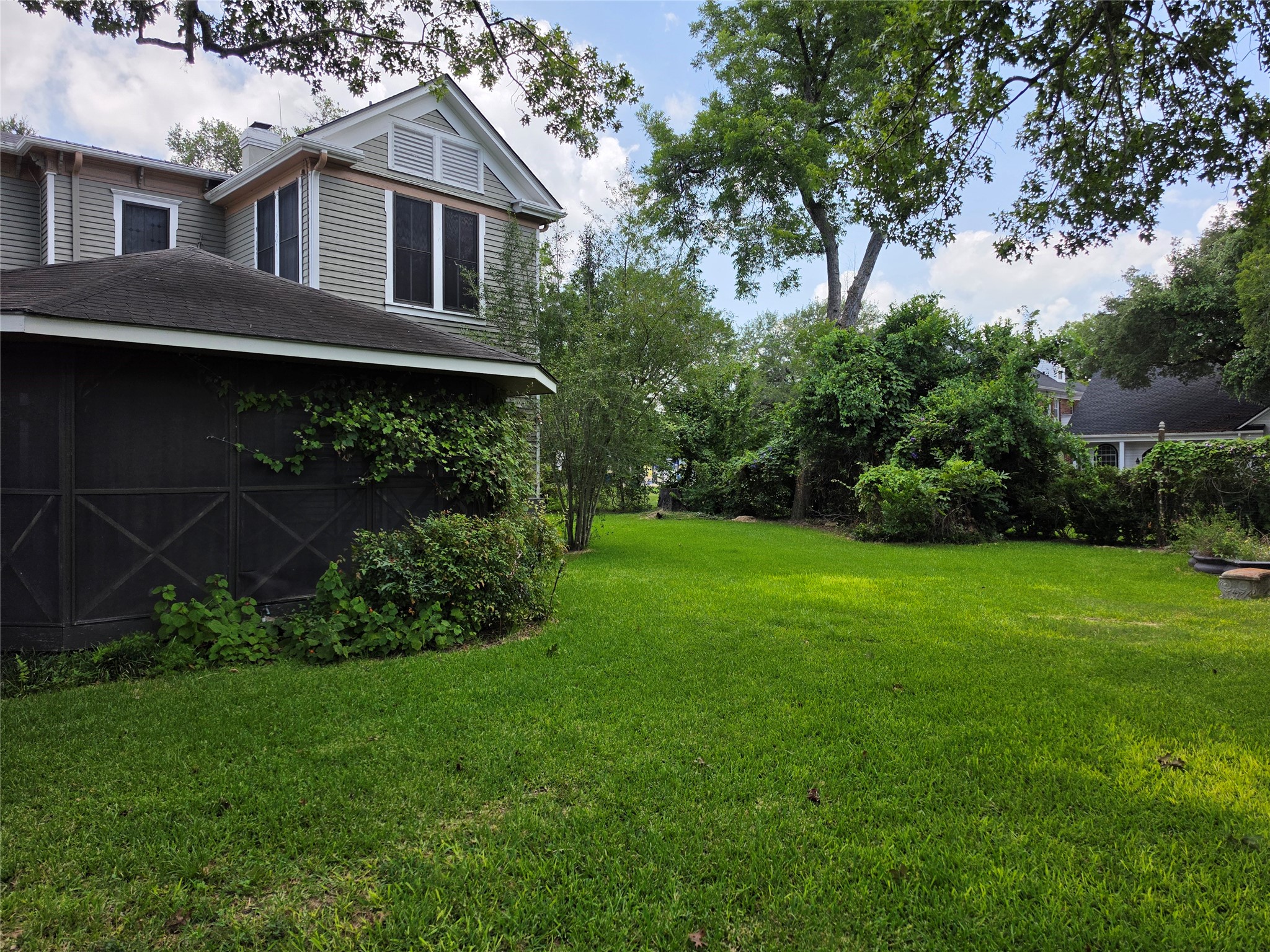 815 E Washington Avenue Property Photo 15