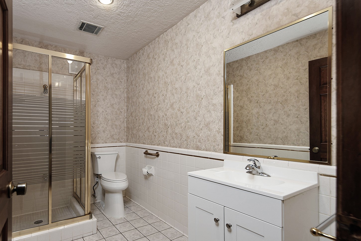 319 S Rivershire Drive Property Photo 16