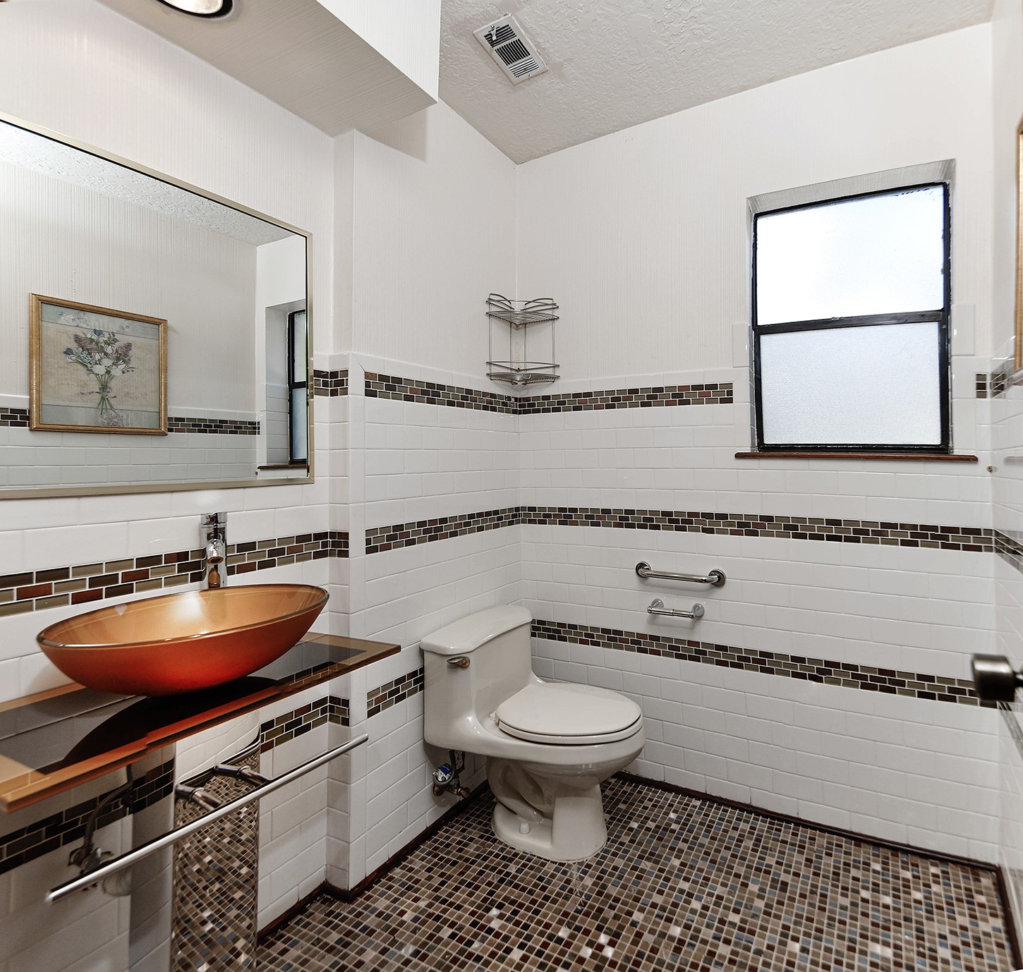 319 S Rivershire Drive Property Photo 17
