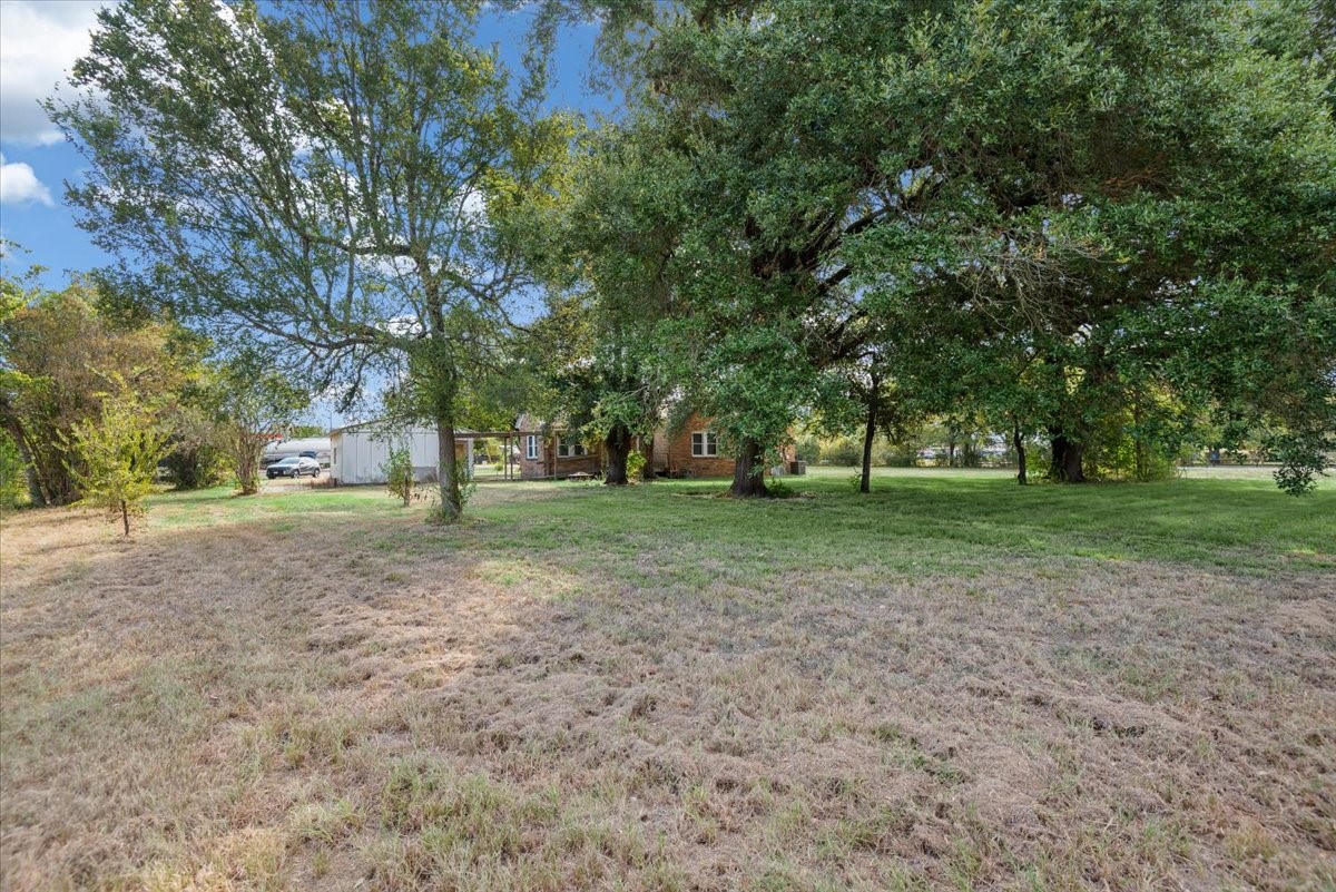 903 N La Salle Street Property Photo 33