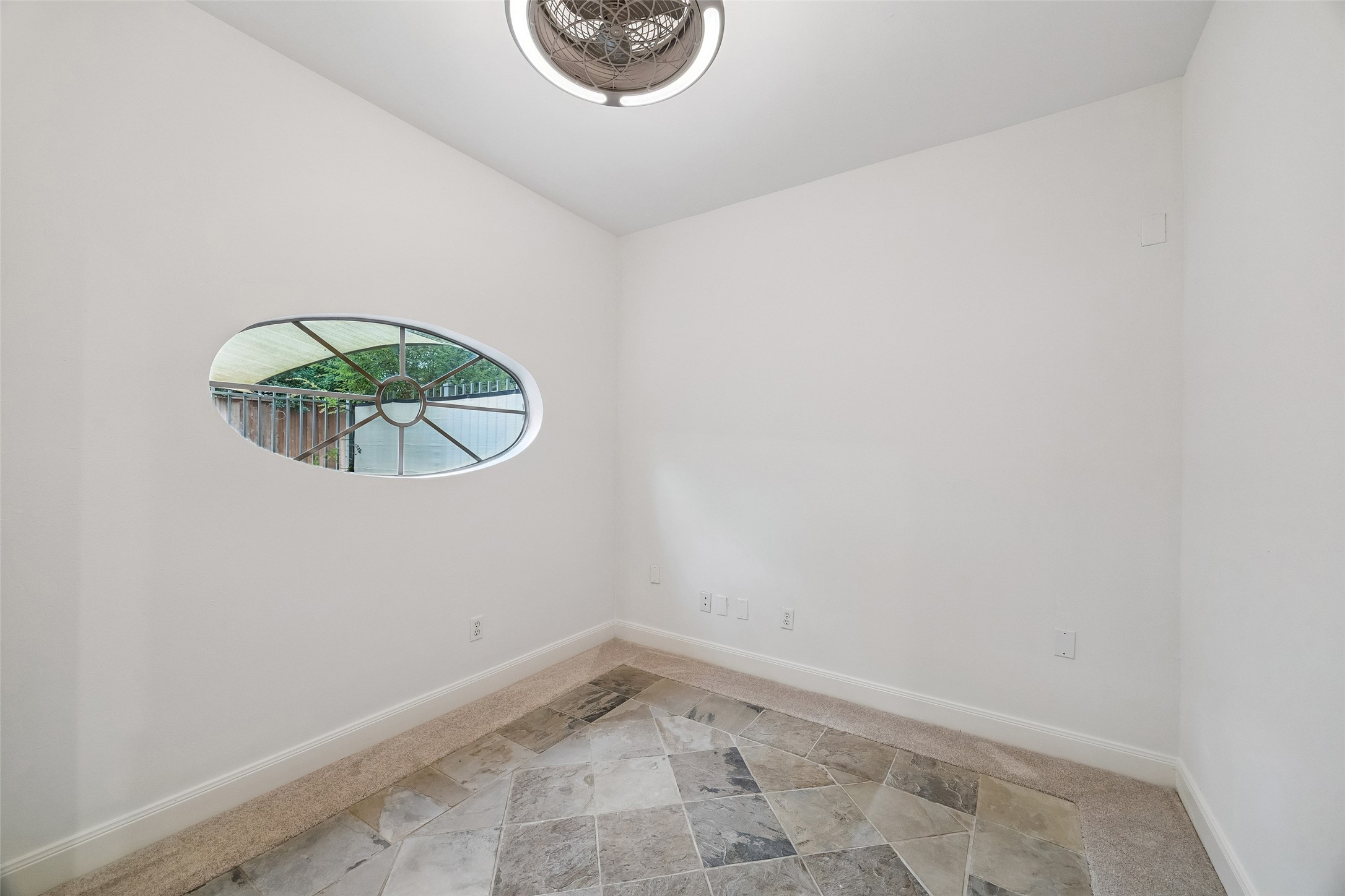112 Detering Street Property Photo 17