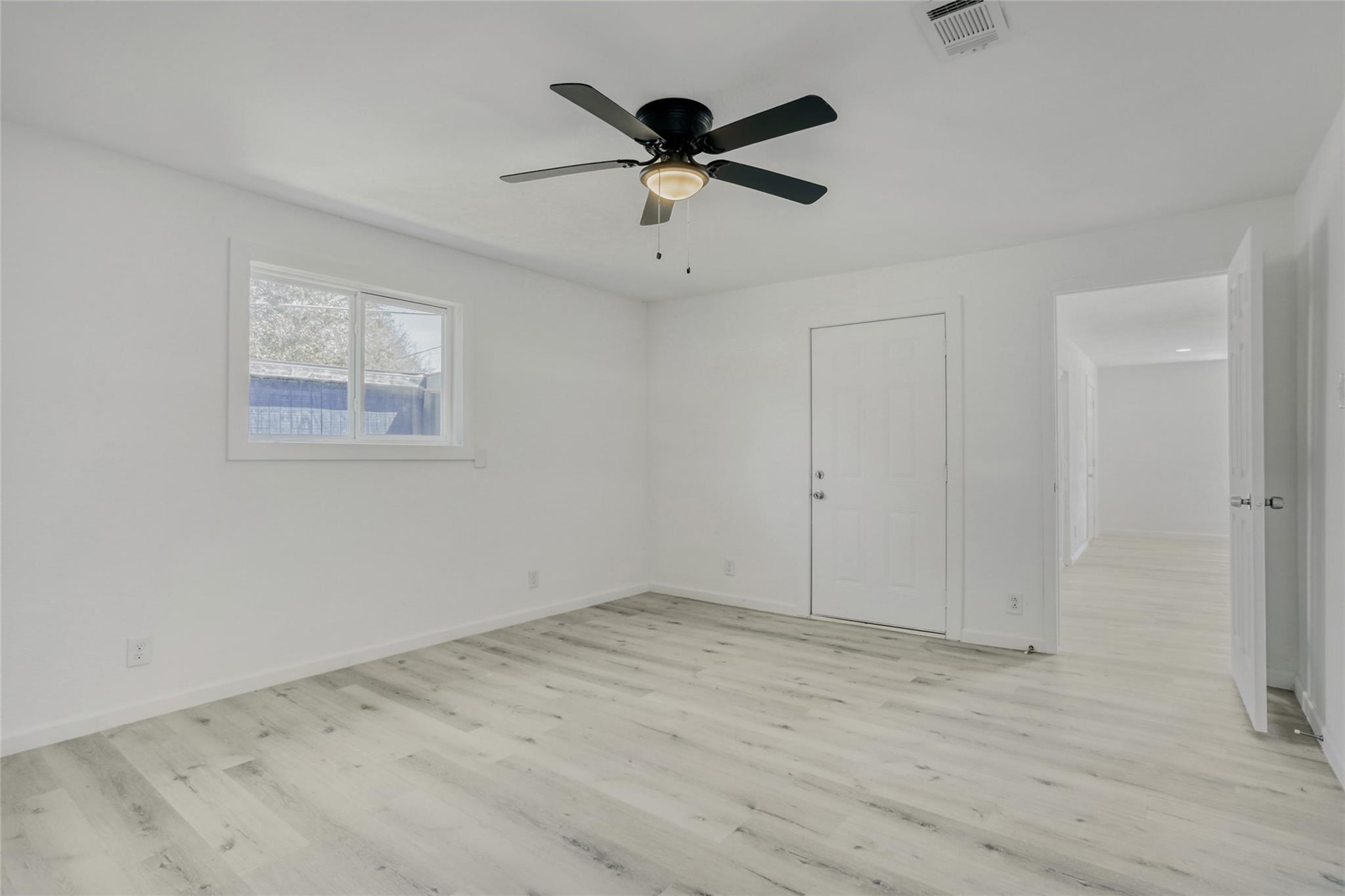 4843 Bricker Street, Houston Tx 77033 Property Photo 16