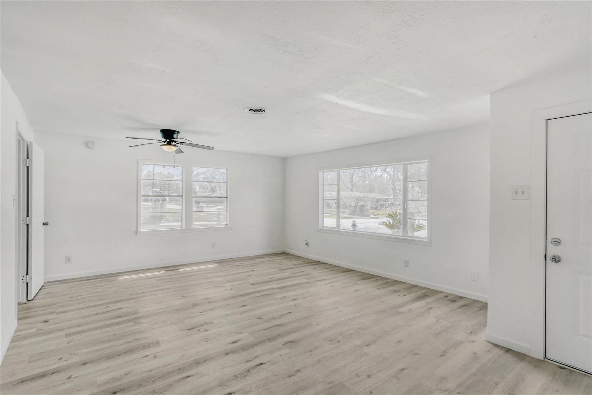 4843 Bricker Street, Houston Tx 77033 Property Photo 18