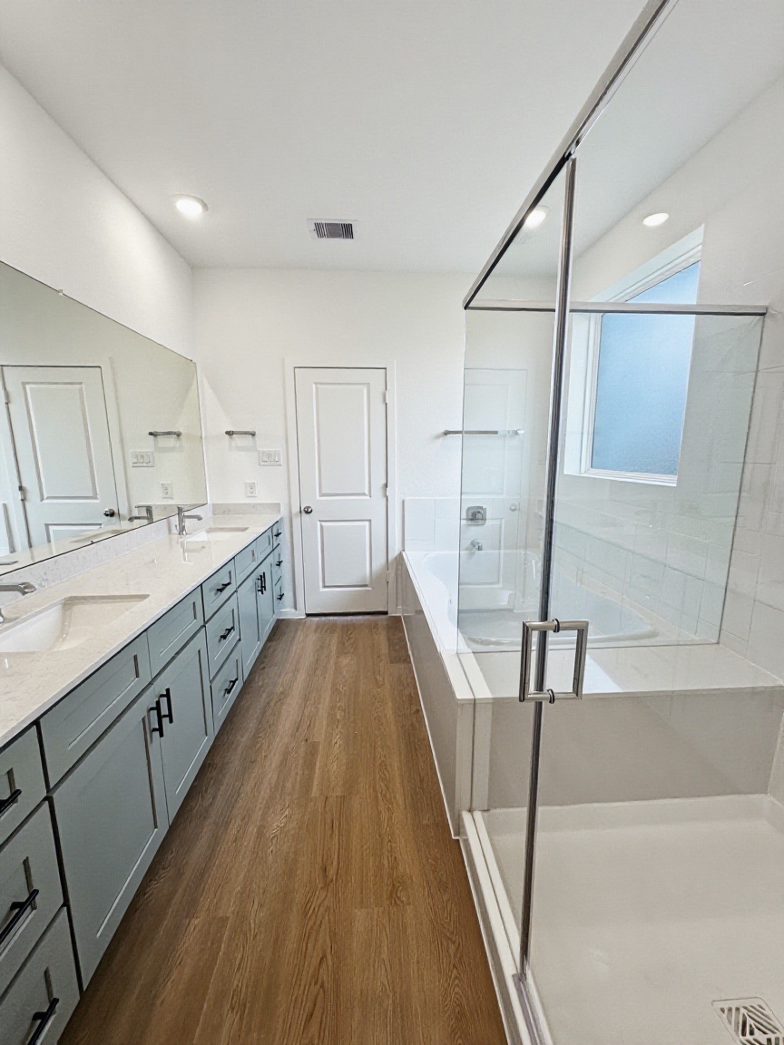 3230 Coral Bluff Drive Property Photo 16