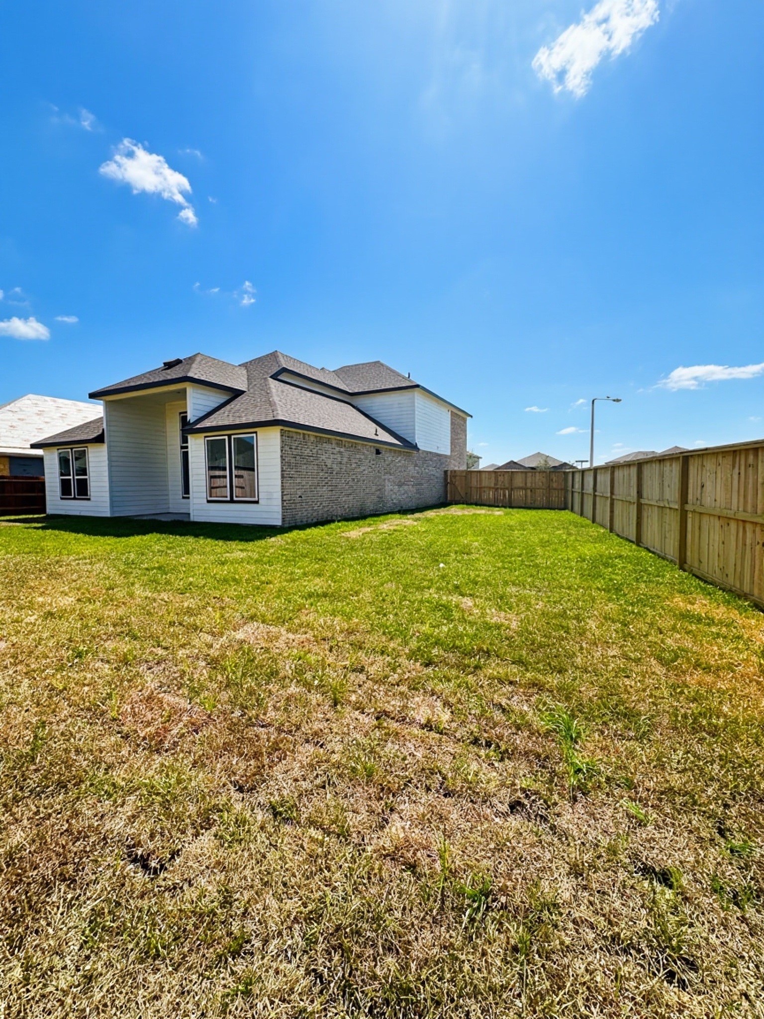 3230 Coral Bluff Drive Property Photo 32