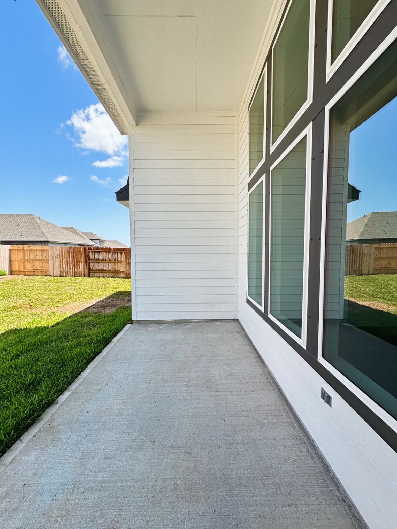 3230 Coral Bluff Drive Property Photo 33