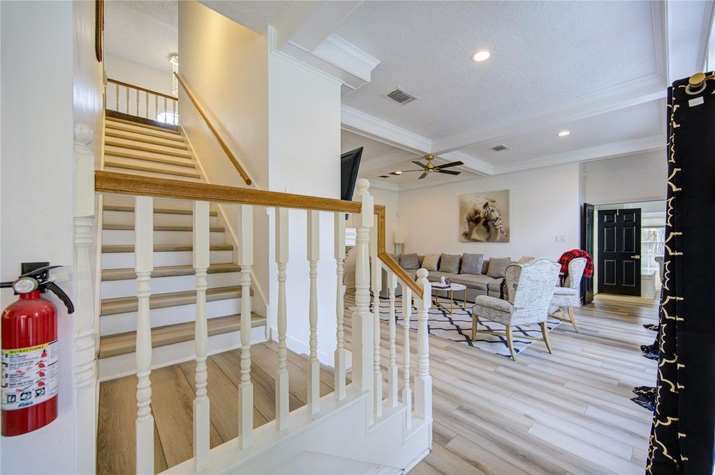 16250 Morningbrook Drive Property Photo 10