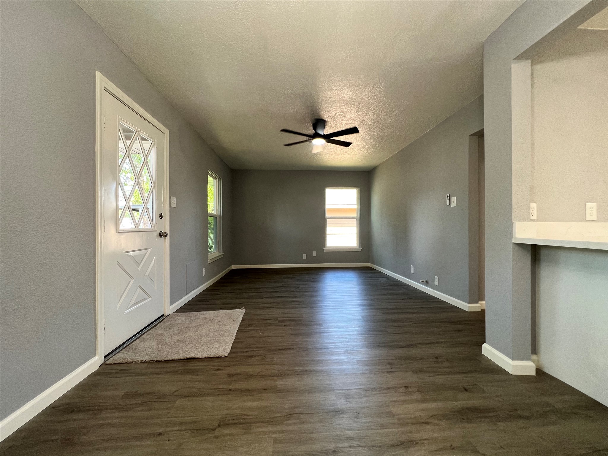 607 Ogilvie Street Property Photo 6