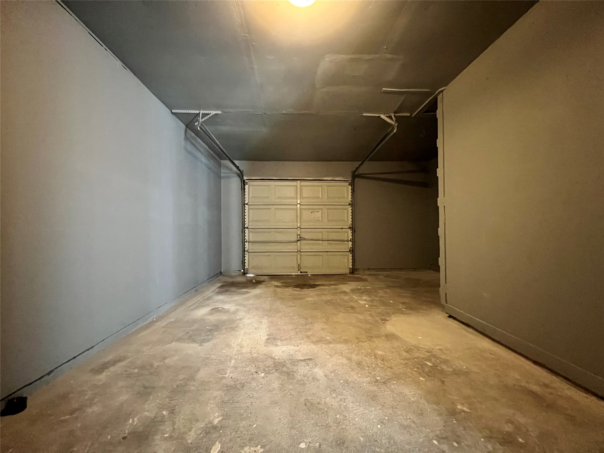 607 Ogilvie Street Property Photo 25