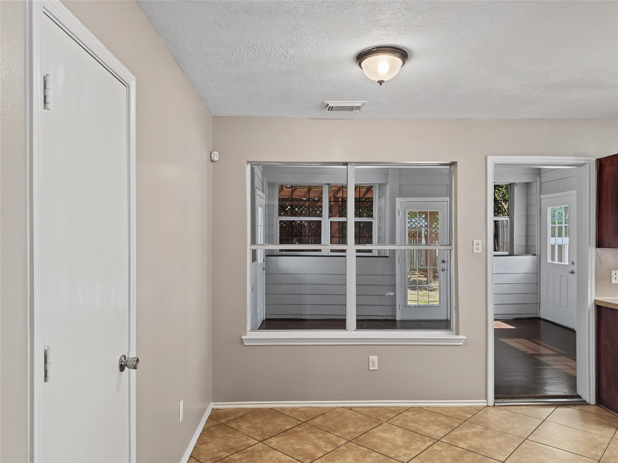 19323 Cypress Peak Lane Property Photo 8