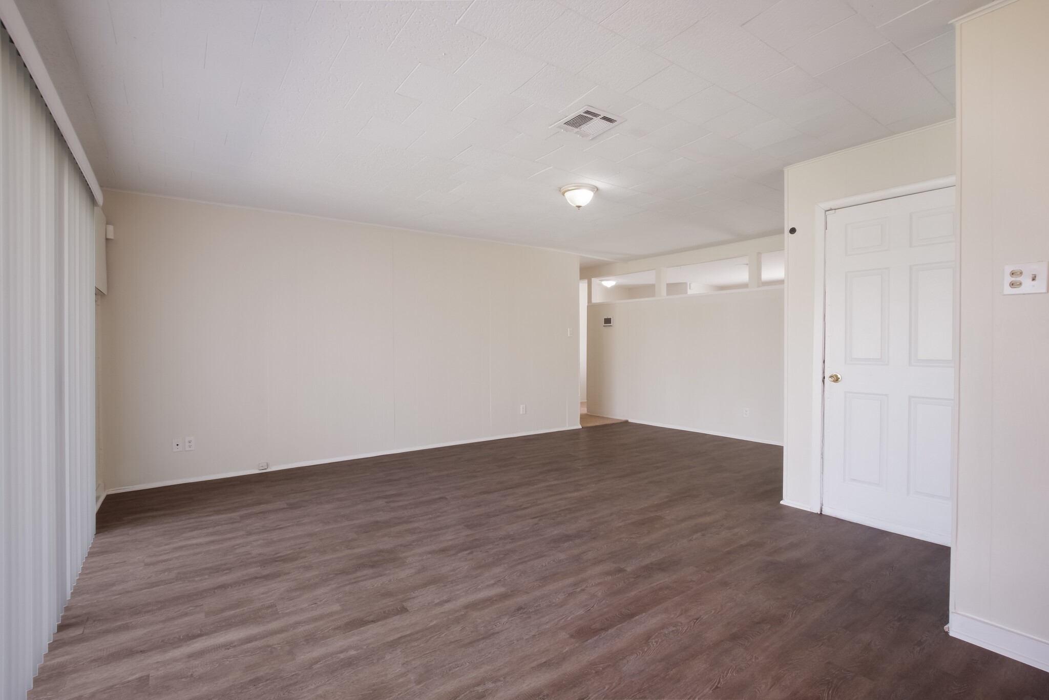 4430 Grapevine Street Property Photo 4