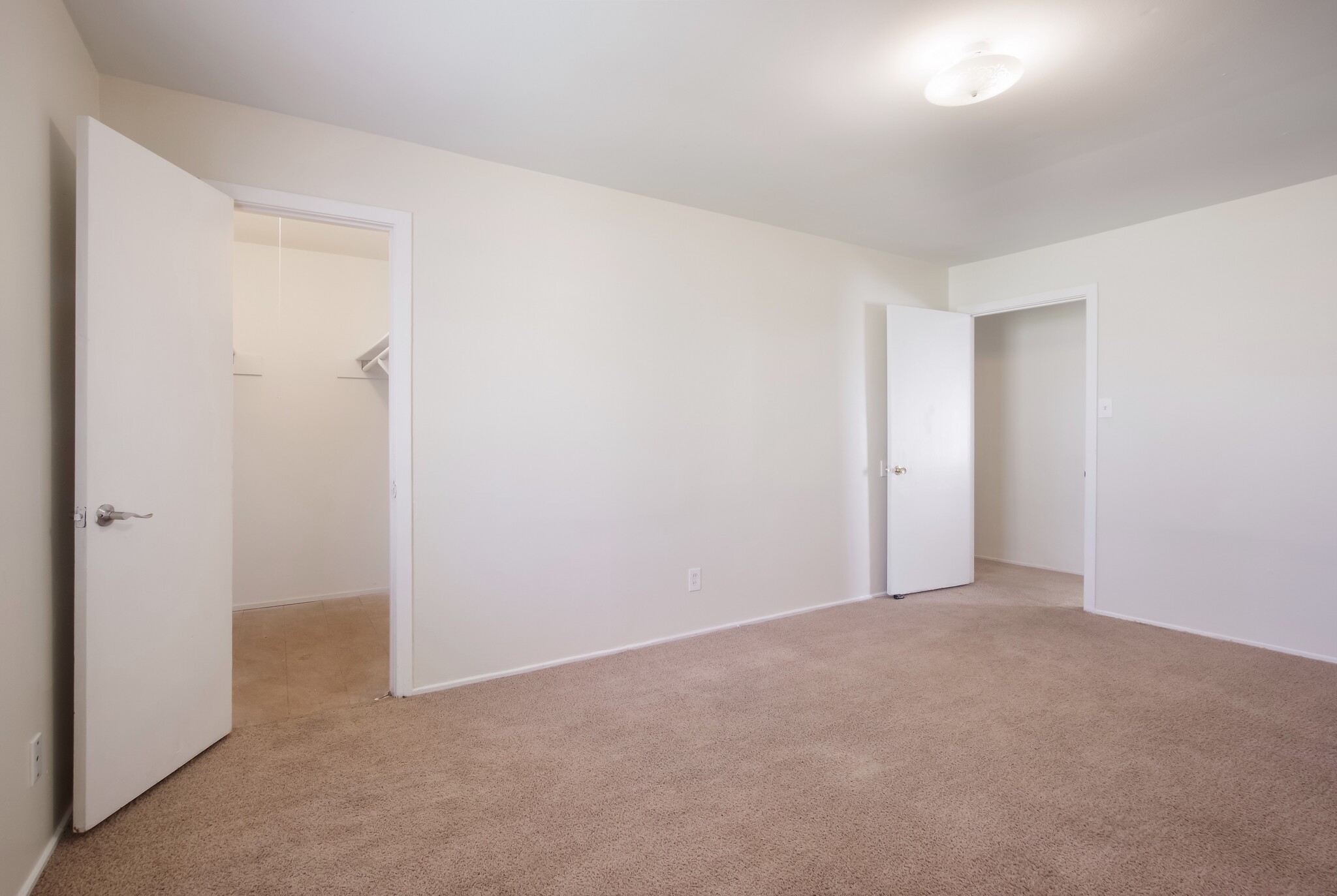 4430 Grapevine Street Property Photo 8