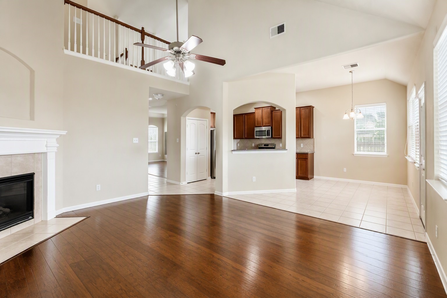 25306 Basil Brook Court Property Photo 5