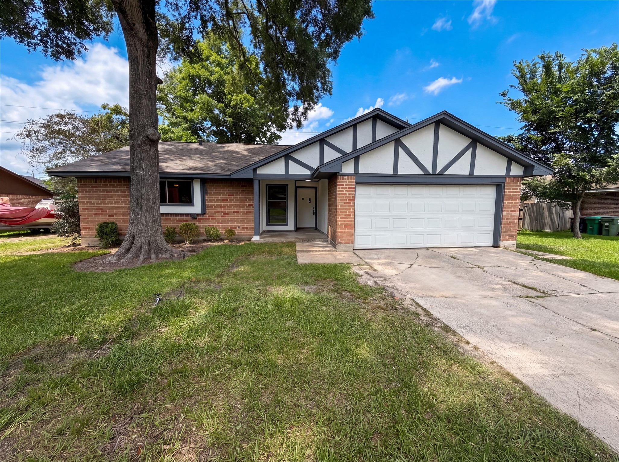 311 Fir Ridge Drive Property Photo 1