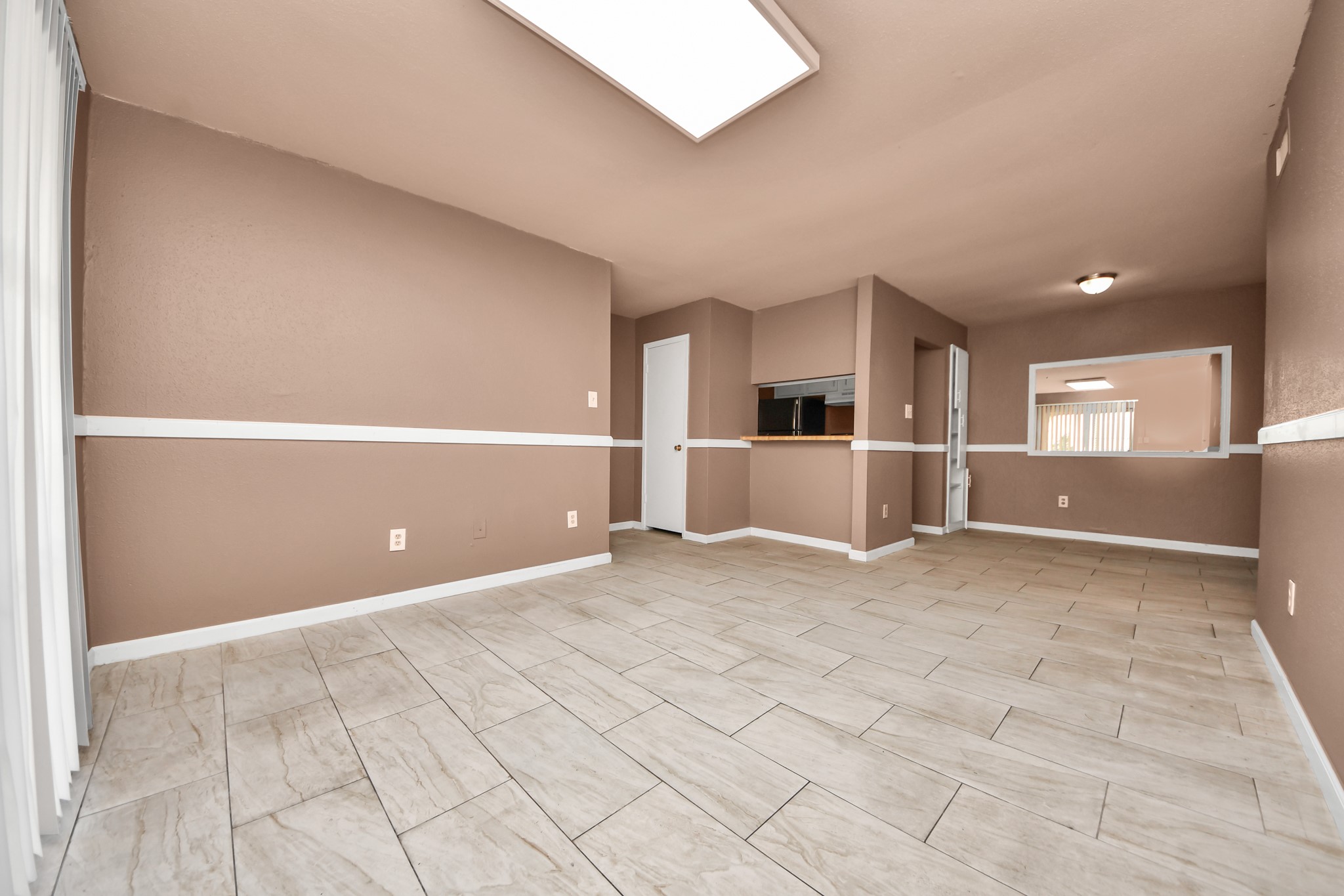 6161 Reims Road 1203 Property Photo 5