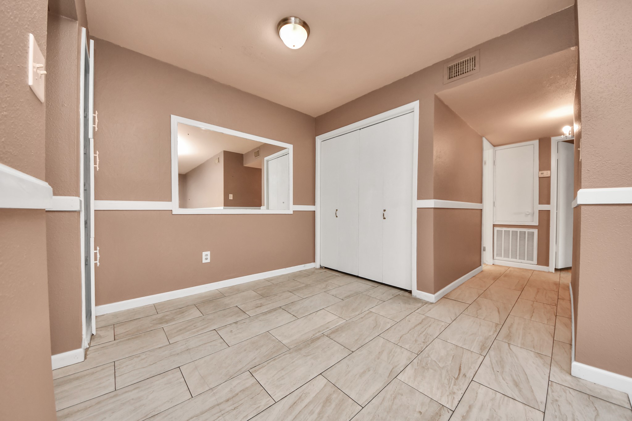 6161 Reims Road 1203 Property Photo 7