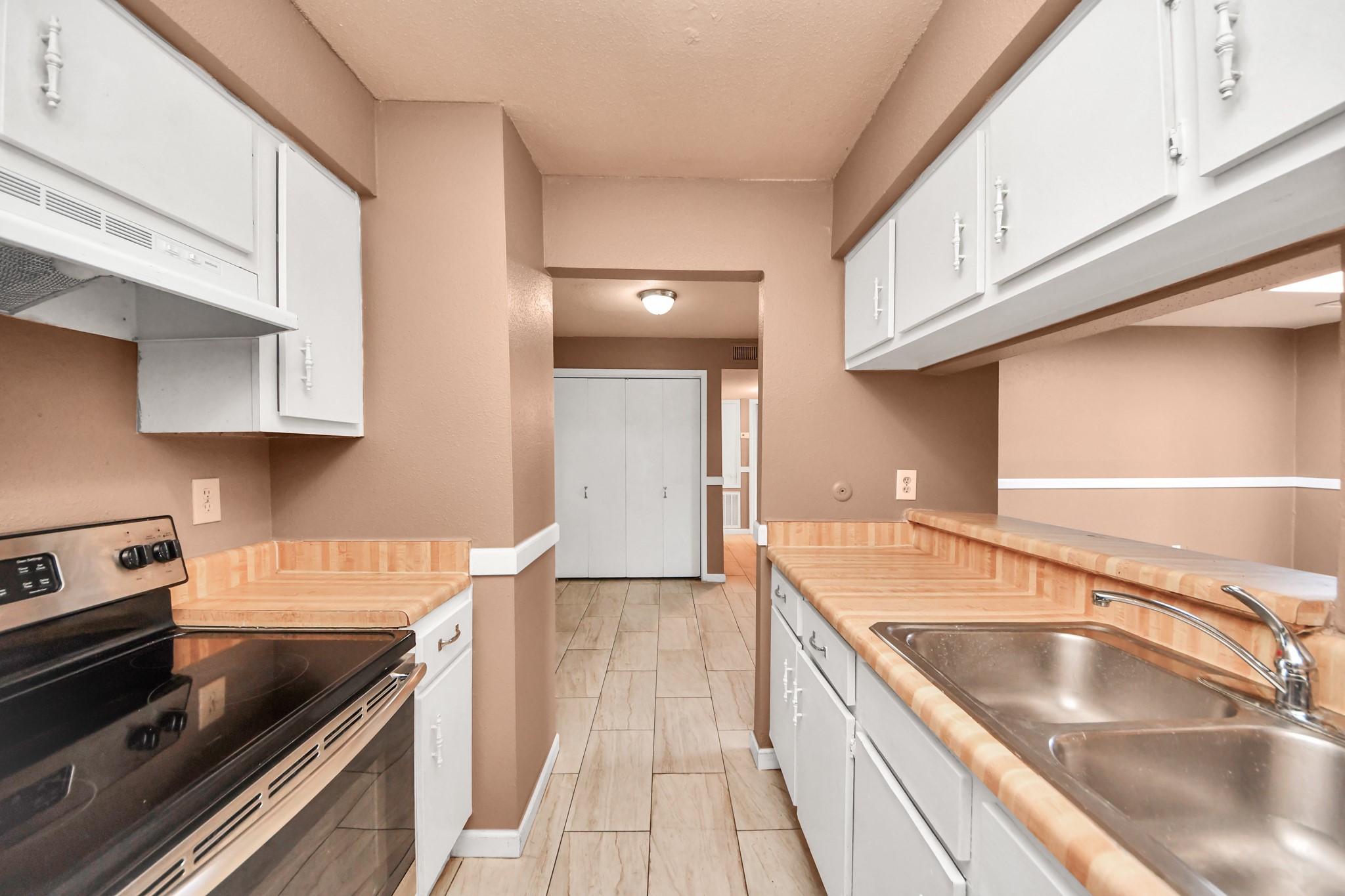 6161 Reims Road 1203 Property Photo 16