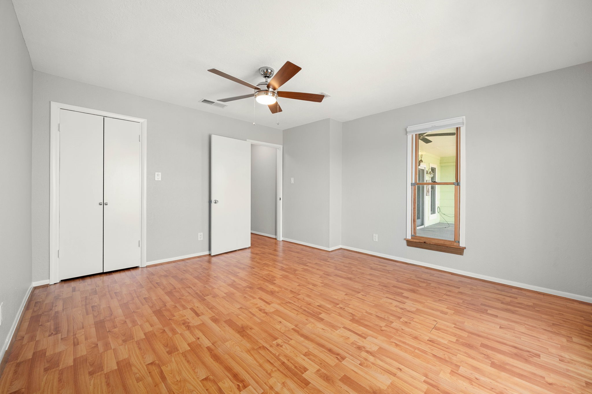 1264 Blue Heron Street Property Photo 23