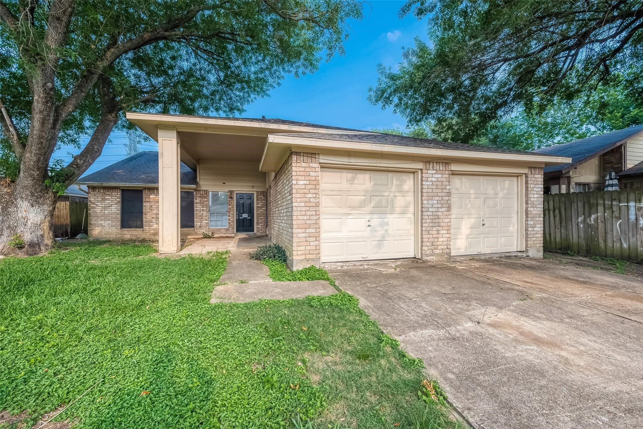 11203 Pender Lane Property Photo 1