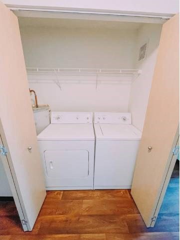 160 Se Washington St Property Photo 2