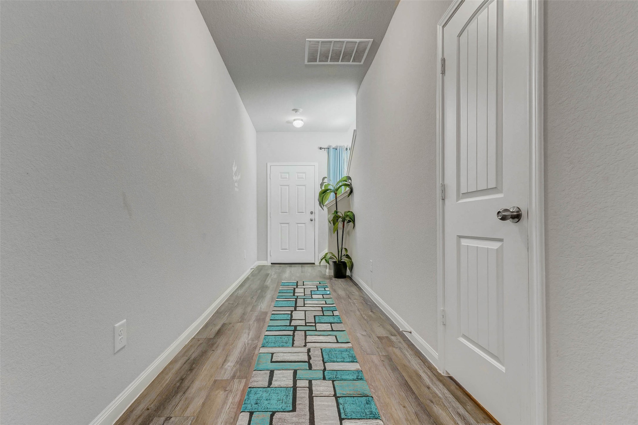 3571 Cannon Drive Property Photo 5