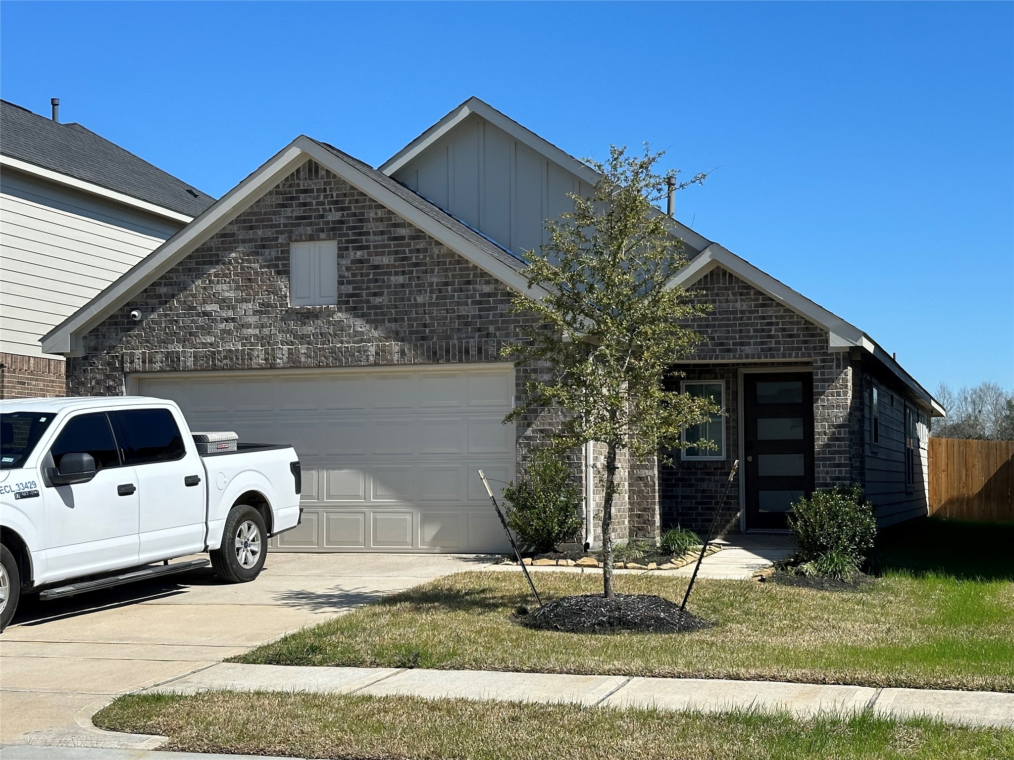 15515 Sailpoint Lane Property Photo 1